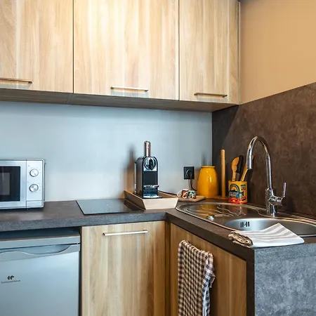 Residence Saint-Louis - Appart'Hotel Tout-Equipe *